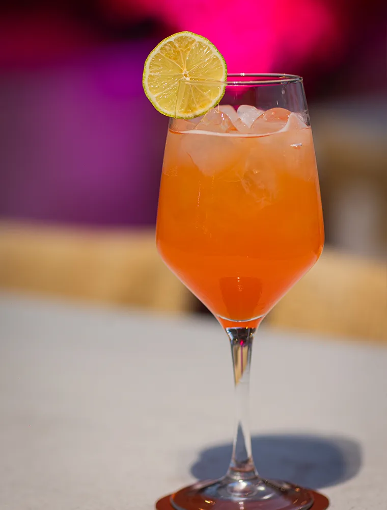 Cocktail Bar στο Roots Kos